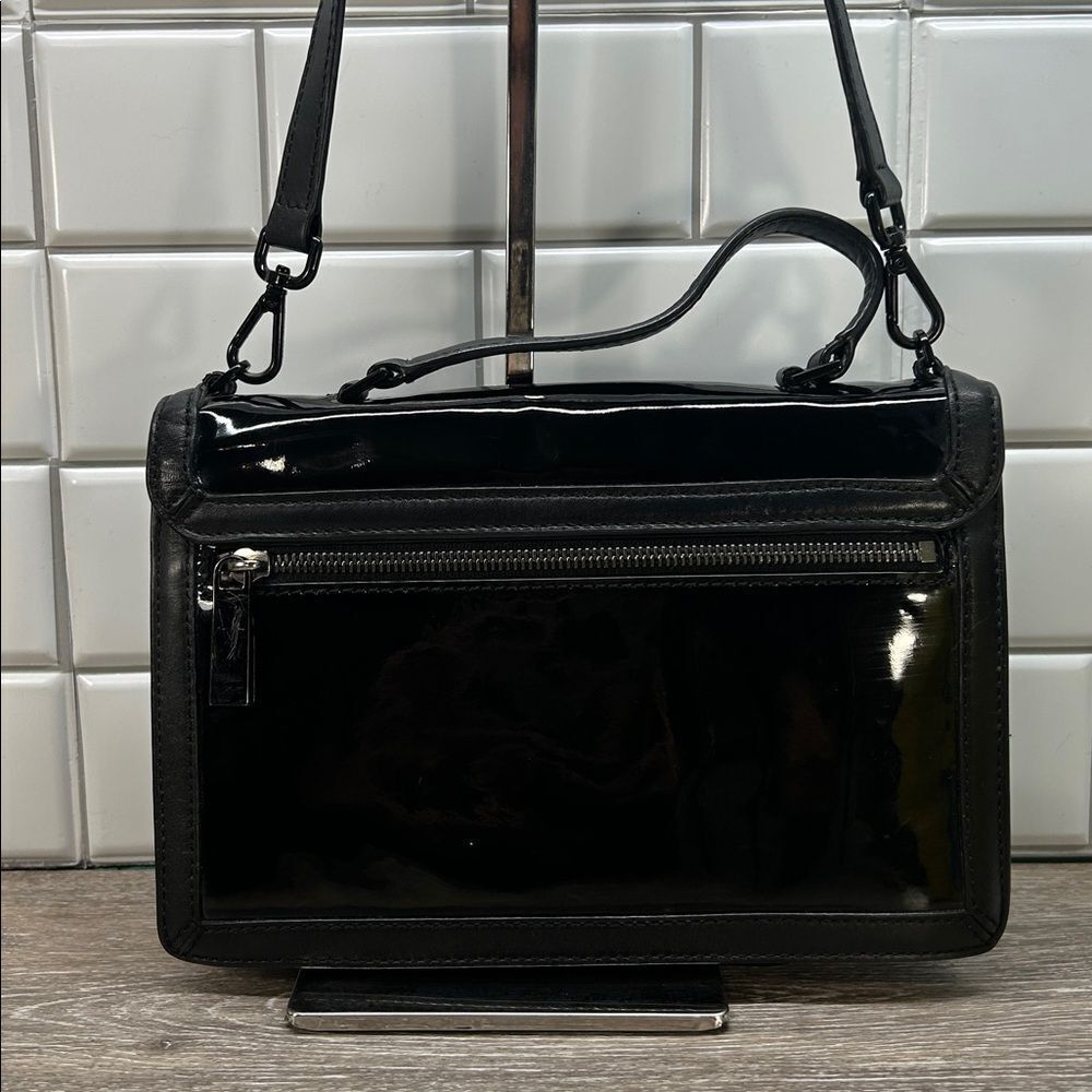 6193 Michael Kors Callie frame out patent leather crossbody - Picture 2 of 11